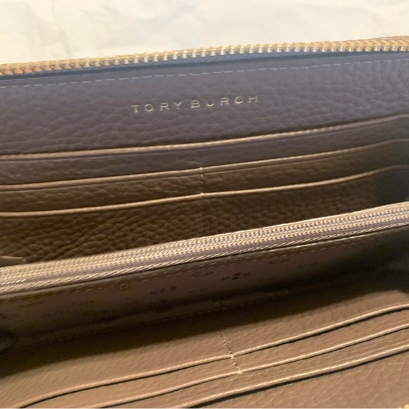 Tory Burch large leather wallet - Picture 4 of 9